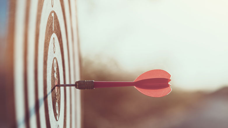 How do you assess the accuracy of a gearbox?